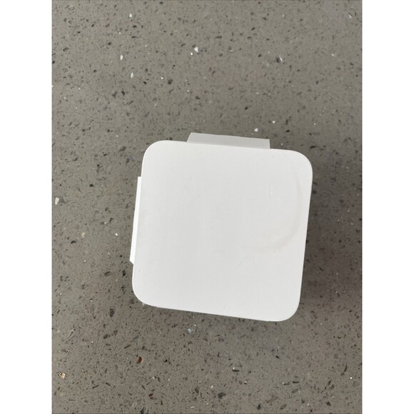 GENUINE Apple EarPod Headphone Earphones Earbuds A1748 Lightning for iPhone iPad - Picture 2 of 4